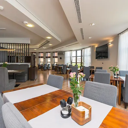 Esperanto Hotel Świdnica