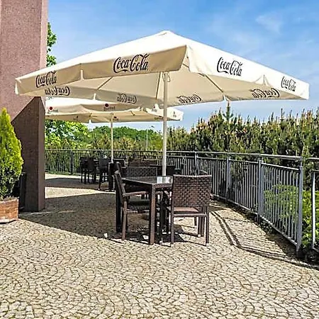 Esperanto Otel Świdnica